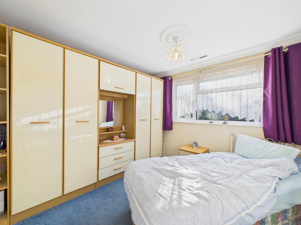 Cam02136 g0 pr0494 still017