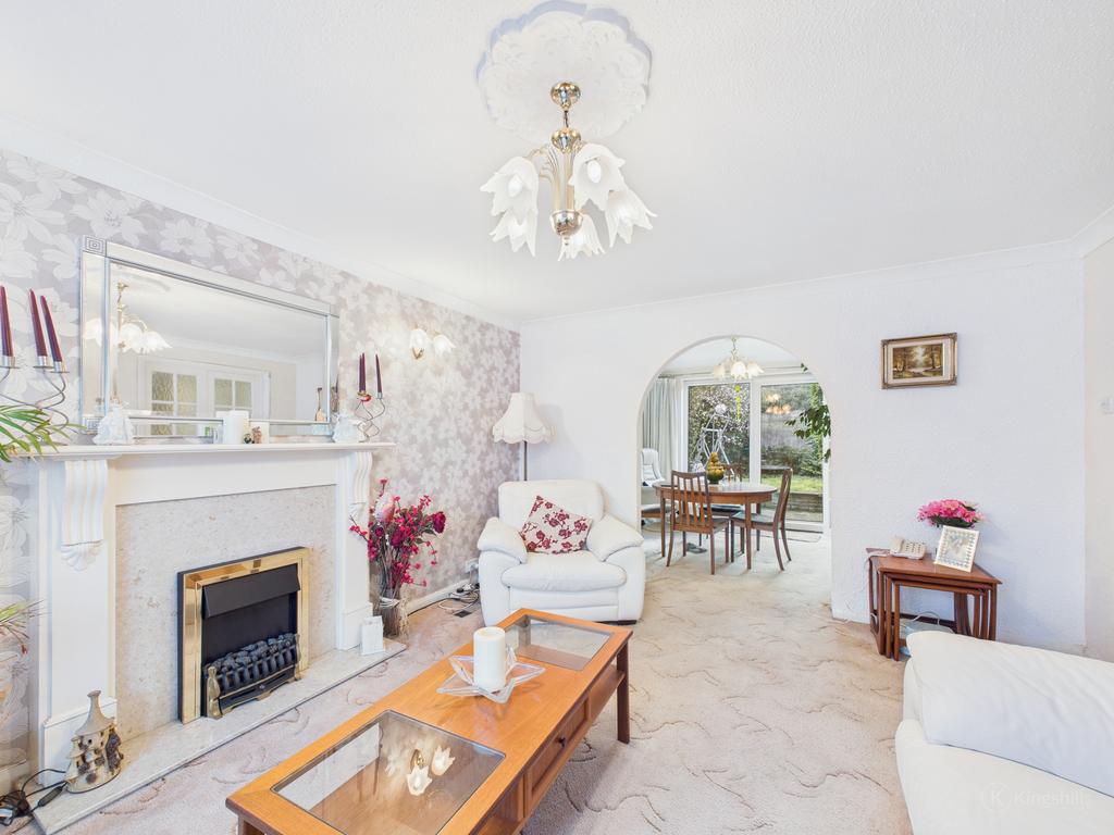 Cam02136 g0 pr0494 still004