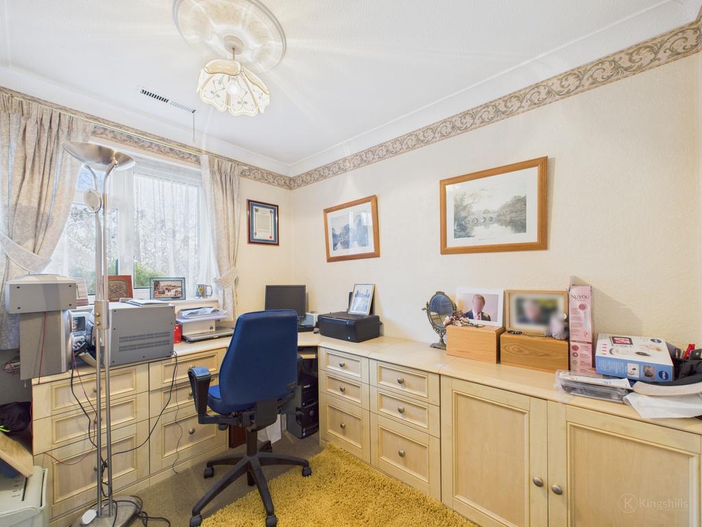 Cam02136 g0 pr0494 still015