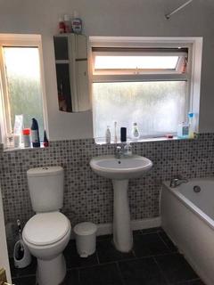 undefined, Mitcham CR4