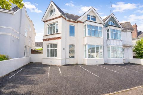 2 bedroom apartment to rent, Burnaby Road, Bournemouth