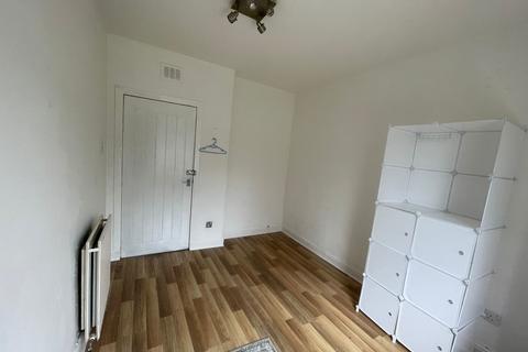 2 bedroom ground floor flat to rent, Marfield Street, Carntyne