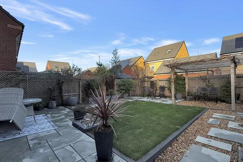 undefined, Freestone Grove, Westbury