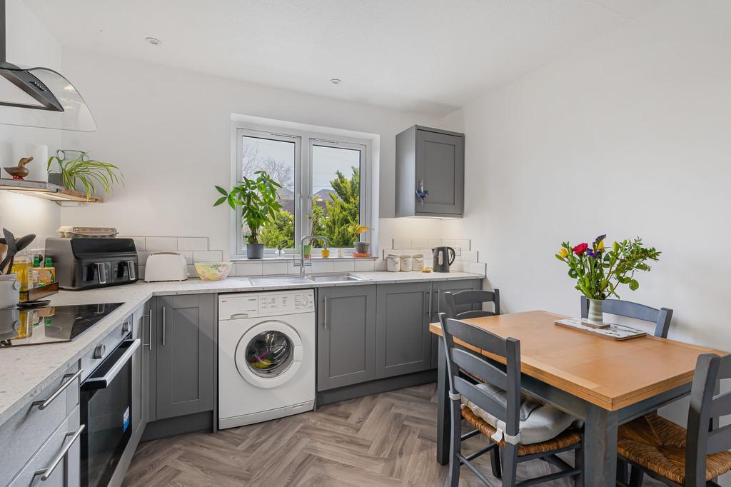 Kitchen (2)