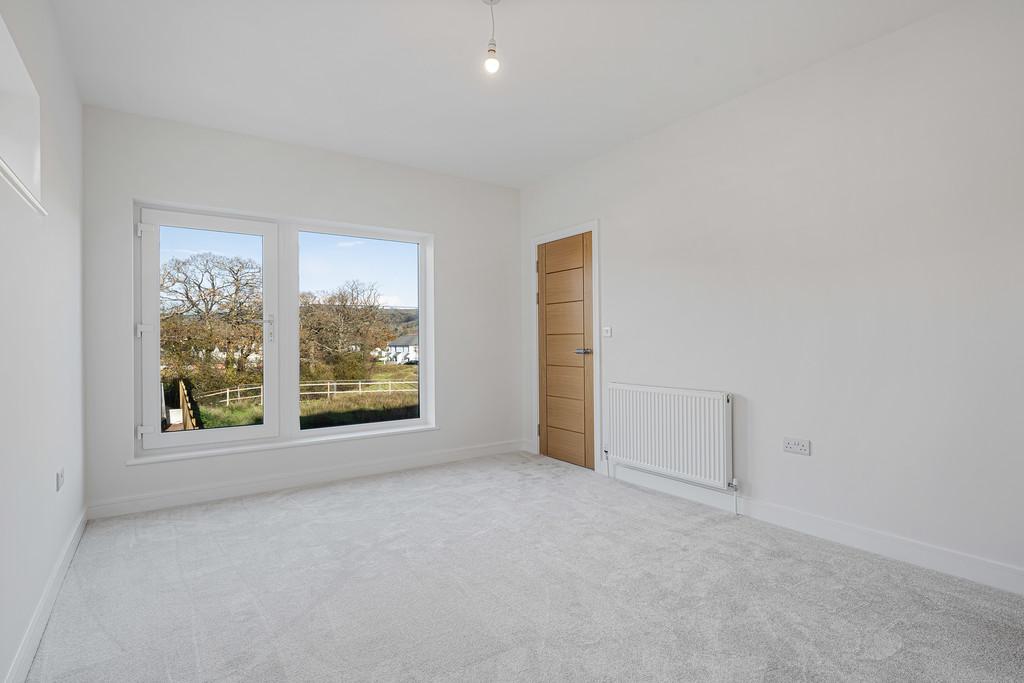 Bedroom 2. Sitting room 2