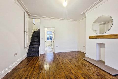 undefined, Park Avenue, Leeds LS19