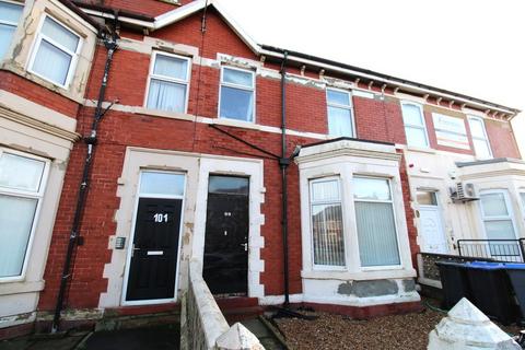undefined, Warbreck Drive, Blackpool
