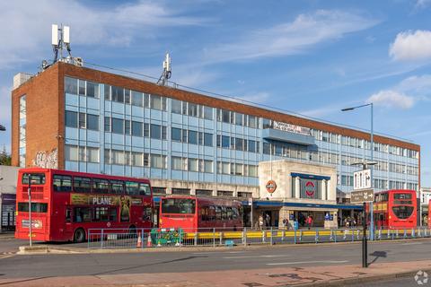 Office to rent, London Rd Morden SM4 5BE