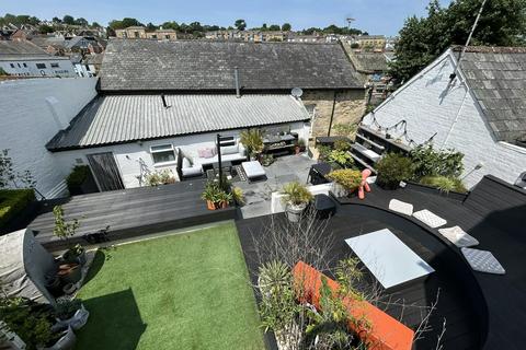 Restaurant for sale, 55 Cross St Cowes PO31 7TA