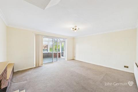 undefined, Marlborough Way, Uttoxeter