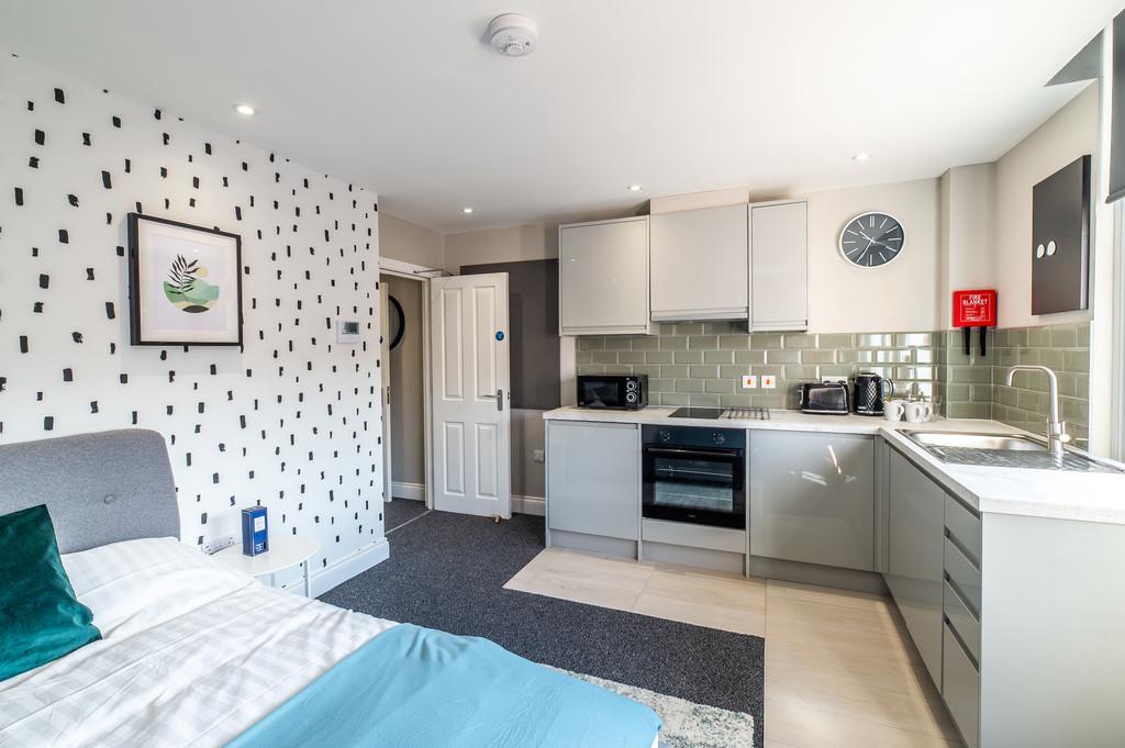 Canning Place B216-003
