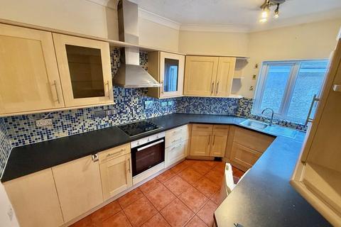 2 bedroom apartment to rent, Keymer Road, Hassocks