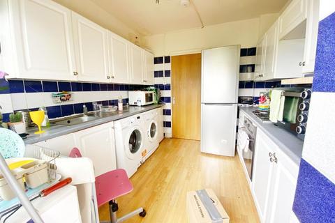 undefined, North Gates, High Road, Barnet