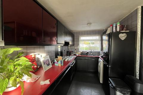 2 bedroom terraced house for sale, Wilson Road, Bradford BD12