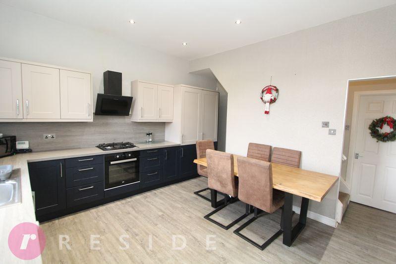 Kitchen/Dining