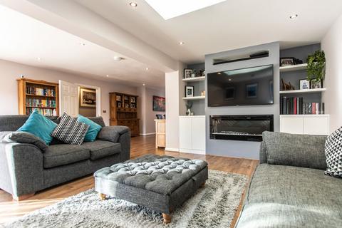 5 bedroom semi-detached house for sale, Reed Close, Hassocks