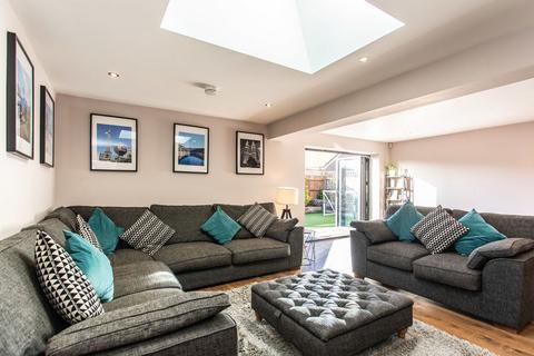 5 bedroom semi-detached house for sale, Reed Close, Hassocks