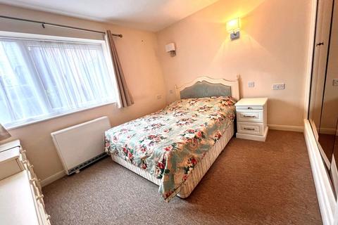 undefined, Purley