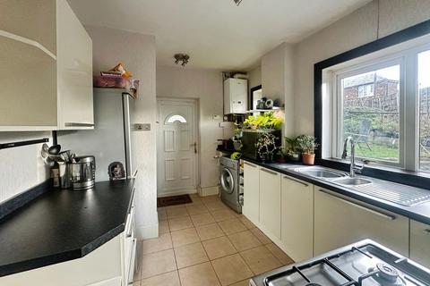 3 bedroom semi-detached house for sale, Outwood Road, Radcliffe