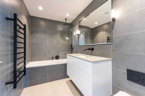 undefined, Dollis Hill, Dollis Hill, London, NW10