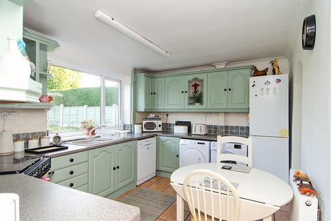 4 bedroom detached house for sale, Avenue Road, Cannock WS12