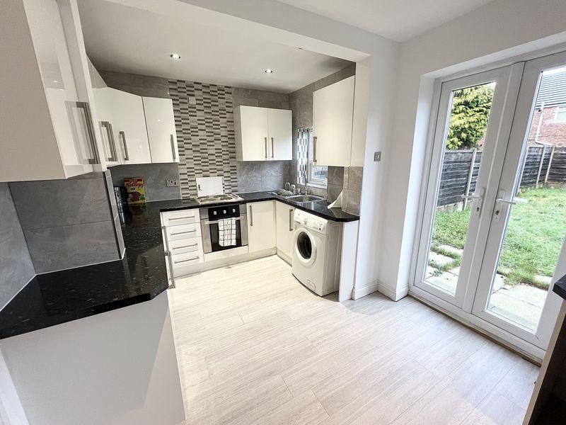 Deepdale Drive, Manchester - View 2