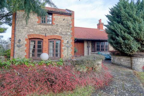 4 bedroom detached house for sale, Whitton Road, Alkborough