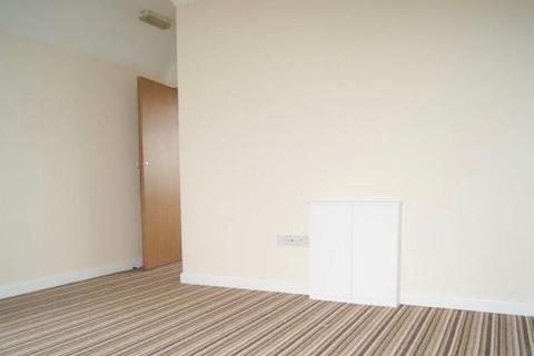 4 bedroom apartment for sale, Wallisdown Road, Bournemouth