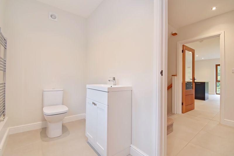 WC and Entrance Hall