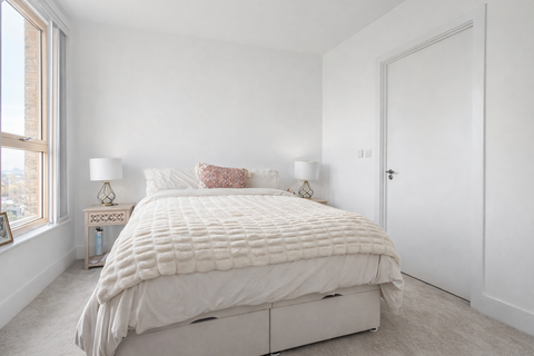 undefined, Flat , Swift Court, Tavy Bridge, London