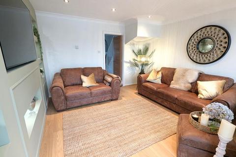 undefined, Rosebury Drive, Woking GU24