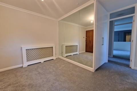 undefined, Dolphin Court, Woodlands, NW11