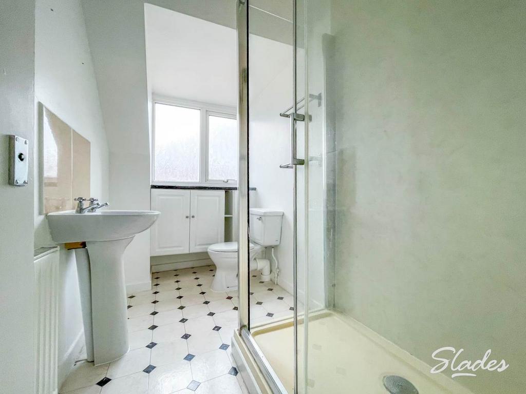 12 percy shower room