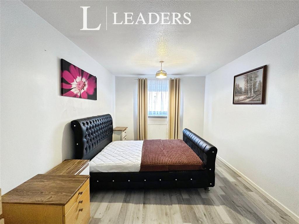 Bedroom (2)