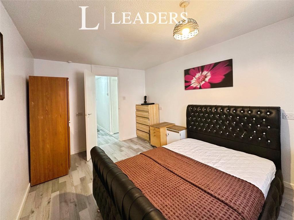 Bedroom (3)