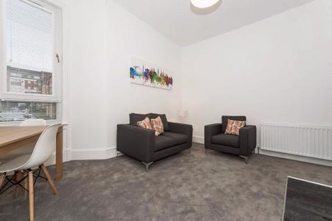 2 bedroom flat to rent, Hillfoot Street, Glasgow, Glasgow City, G31
