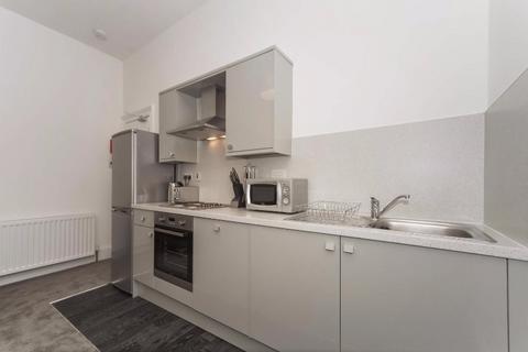 2 bedroom flat to rent, Hillfoot Street, Glasgow, Glasgow City, G31