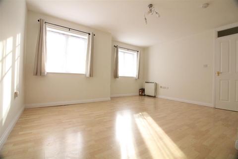 undefined, Warwick Road, West Drayton