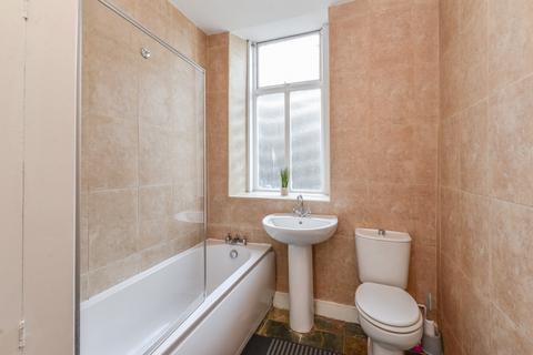 undefined, Old Main Street, Bingley, West Yorkshire, BD16