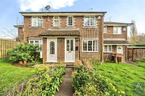 Akister Close, Buckinghamshire MK18
