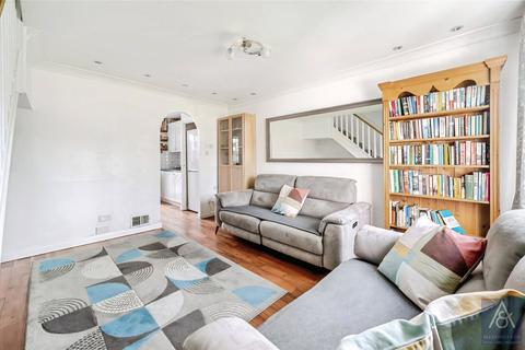 2 bedroom terraced house for sale, Akister Close, Buckinghamshire MK18