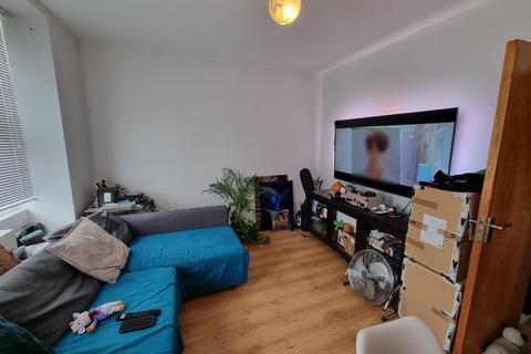 1 bedroom apartment to rent, Sidney Avenue, London, N13