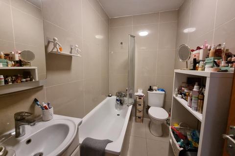 1 bedroom apartment to rent, Sidney Avenue, London, N13