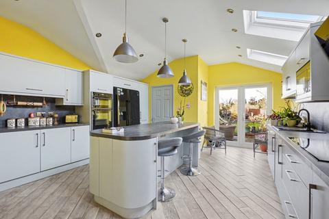3 bedroom semi-detached house for sale, Grovehurst Road, Kemsley, Sittingbourne, Kent, ME10 2ST