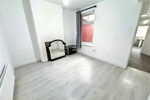 4 bedroom house to rent, Essex Road, Manor Park