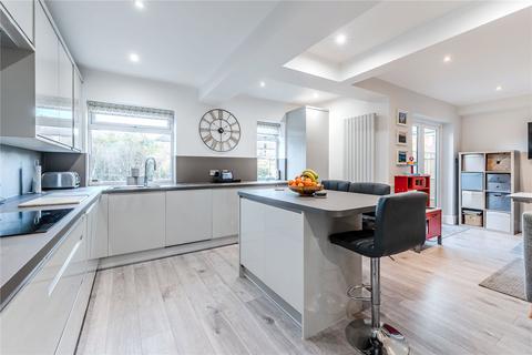 undefined, Kirkdale Drive, Leeds, West Yorkshire