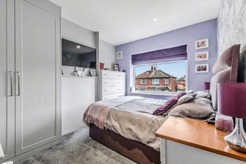 undefined, Kirkdale Drive, Leeds, West Yorkshire