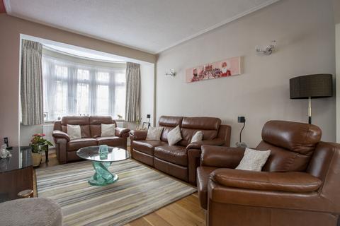 4 bedroom terraced house for sale, Canterbury Avenue, Ilford