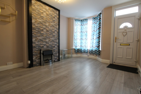 3 bedroom terraced house for sale, Queens Road, Gillingham