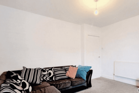 undefined, Heath Rise, Leeds, LS11